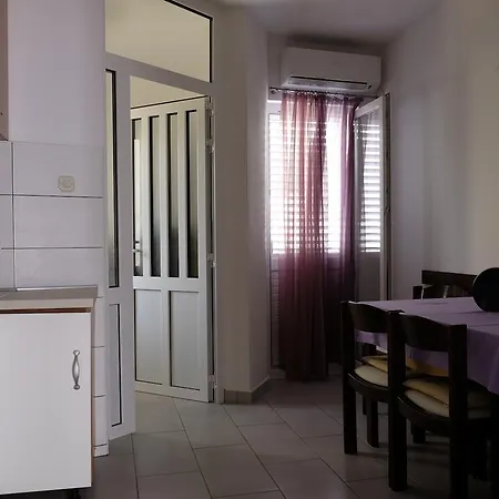 Apartments Duje 1845 Apartment *